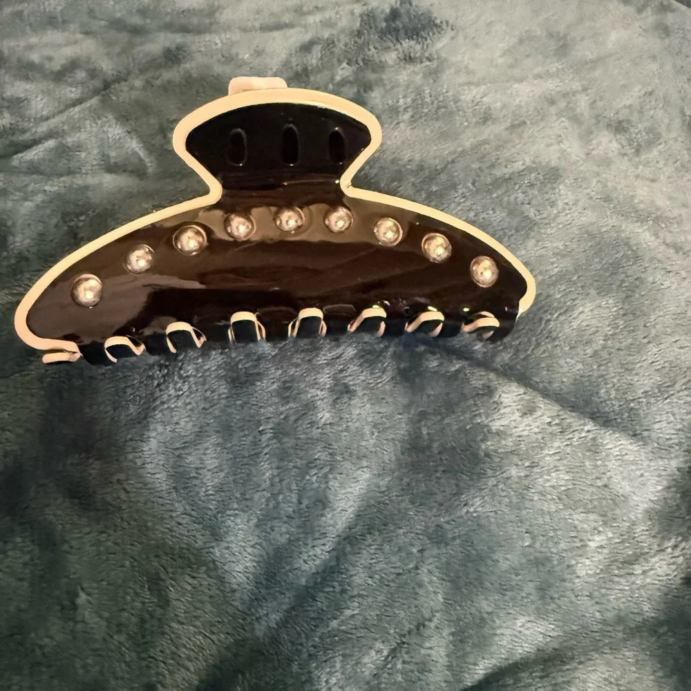 Free people Black Resin Hair Claw Clip with Silver Studs